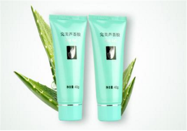 完美芦荟胶会过敏吗，会变黑吗