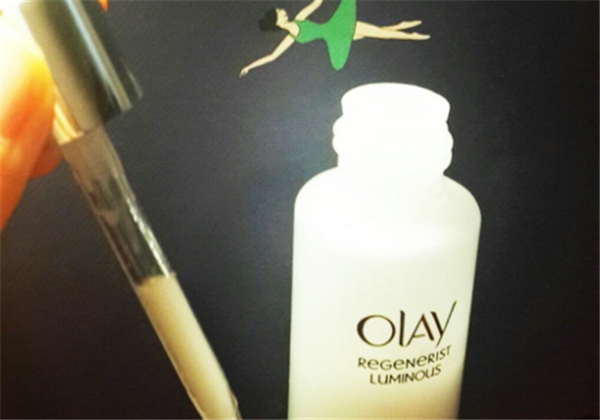 olay小白瓶多久用一次，要避光吗