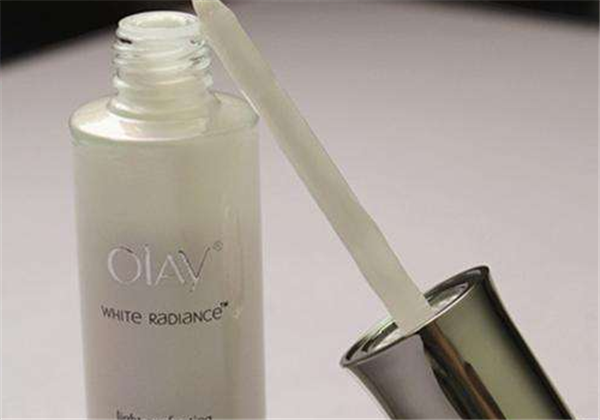 olay小白瓶适合什么肤质和年龄，价格是多少