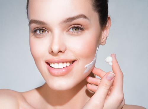 精华什么时候用第几步，正确的用法是在这一步