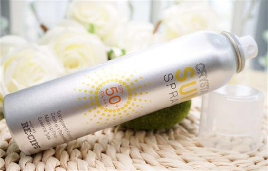 喷雾和水乳的使用顺序，保湿喷雾防晒喷雾用法不一样