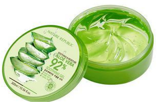 芦荟胶的禁忌，芦荟胶敷了不洗脸会有什么后果