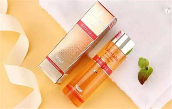 毛细孔粗大怎么办，毛孔粗大的四种原因