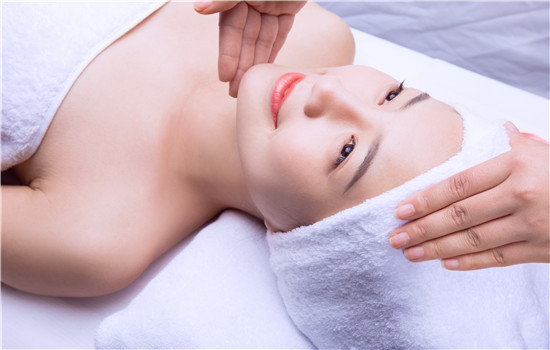 蒸完脸后可以直接做面膜吗，蒸脸器可以天天用吗