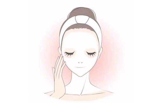 精油和面膜的使用顺序，不同护肤产品使用顺序不同