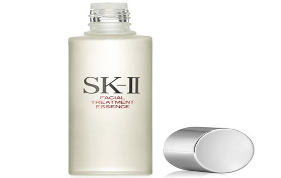 精华露用法，使用正确对肌肤更好