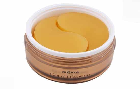 敷眼膜前要擦护肤品吗，彻底清洁最重要