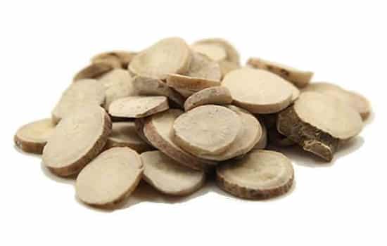 敷七子白面膜要关灯吗，最好不要见光