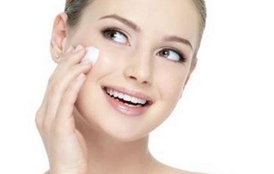 护肤的正常顺序，这样护肤才正确