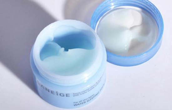 睡眠面膜可以当面霜用吗，每一种产品都自己作用