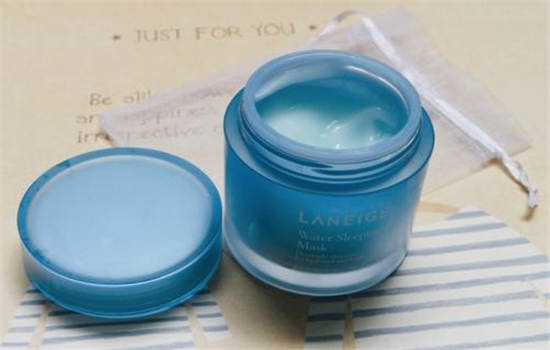 睡眠面膜敷多久洗掉，有两种选择