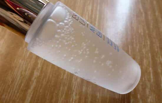 化妆水泡沫多是啥原因，有泡沫是正常的