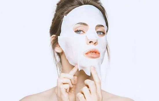 冬天敷面膜要不要加热，分清楚类型再加热