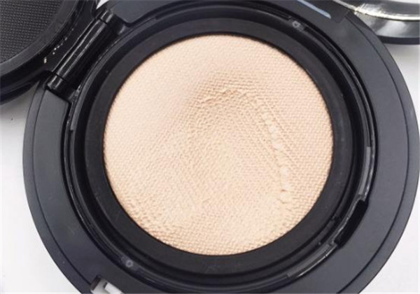 blank me网纱气垫好用吗，​blank me气垫是哪个国家的