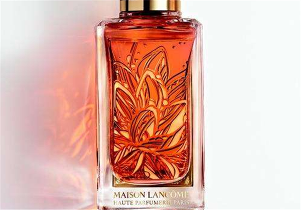 夏天喷什么味道的香水好​，夏天适合用古龙吗