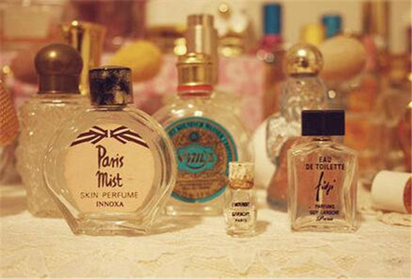 浓香水是什么意思，香水浓度的划分有哪些