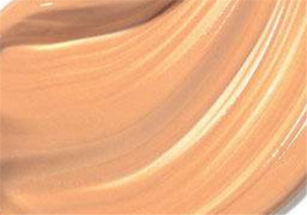 粉底液按不出来怎么办，​粉底液弄在衣服上怎么清洗