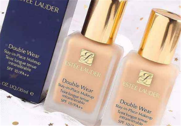 一个粉扑可以用各种粉吗，粉扑和粉底液有什么区别