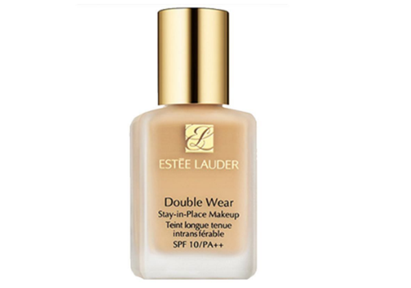 粉底液用刷子和用海绵的区别，​粉底液用粉底刷好还是用海绵好