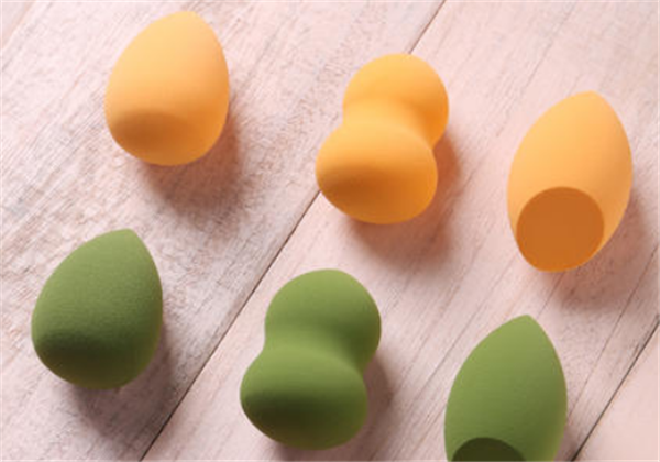 美妆蛋除了涂粉底液还可以干什么​，美妆蛋会浪费粉底吗