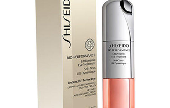 资生堂眼霜使用方法，这样使用眼霜效果翻倍