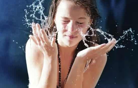 FAB急救神奇修复面霜使用方法，烂脸大救星