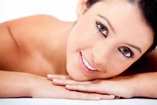 护肤品不吸收什么原因