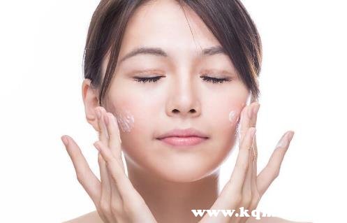 脸上护肤品的使用顺序，用护肤品的先后顺序