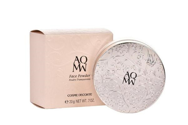 散粉和粉饼的区别作用，散粉和粉饼哪个定妆效果好