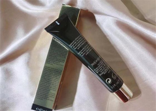 妆前乳有隔离的功效吗，妆前乳有防晒作用吗