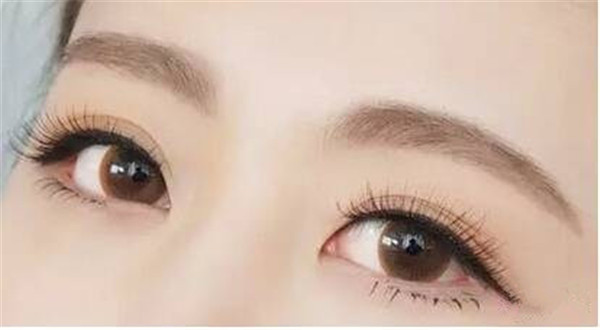 美瞳线的好处，美瞳线的注意事项