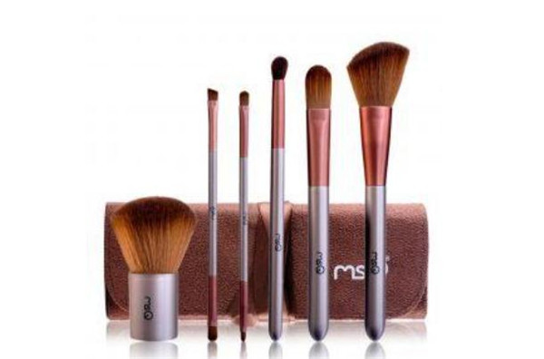 化妆刷要每天清洗吗，化妆刷要洗了再用吗