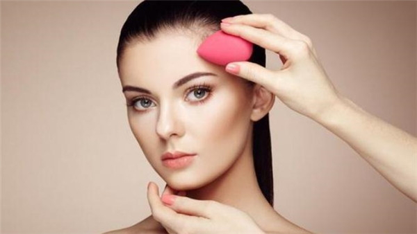 美妆蛋每次用都要打湿吗，美妆蛋每天都要清洗吗