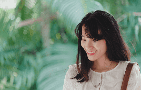 欧诗漫和自然堂哪个好用，详细分析让你作出更好的选择