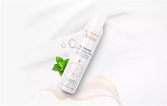 雅漾活肤喷雾一天可以喷几次，随时随地想喷就喷呀