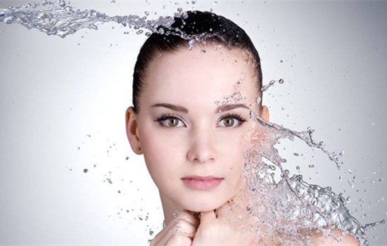 皮肤越来越黑是什么原因，记住这五点才能变白