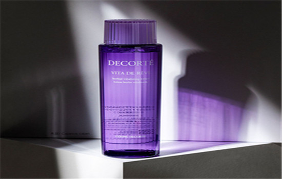 黛珂为什么先乳后水，深度解析黛珂紫苏水