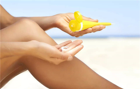 防护霜和防晒霜的区别，其实是一样的呀