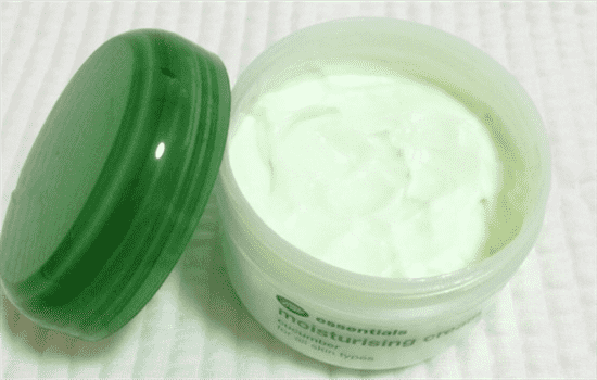 boots小黄瓜面霜刺痛，看完这个你还相信只是缺水导致的吗