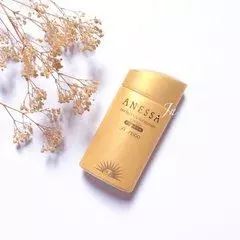 火到断货的防晒产品，防晒又美白