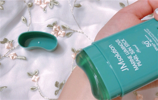 jm防晒棒男生可以用吗，男孩子也可以用的呀