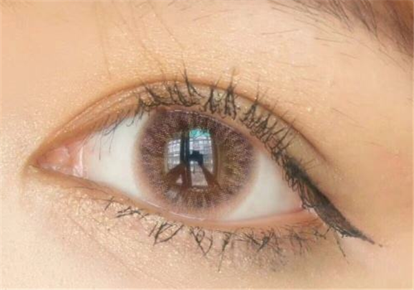 非离子美瞳的优点，和硅水凝胶哪个好