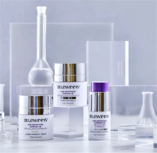 抗衰紧致护肤品哪个好，莱文医生专业抗衰 日夜守护年轻无“线”美肌