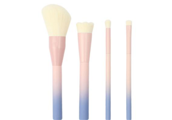 化妆刷怎么洗不伤毛，​一般用多少支化妆刷