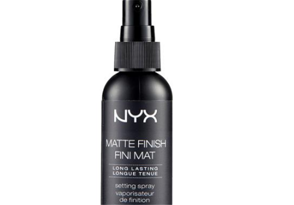 定妆喷雾是什么，​定妆喷雾哪个牌子好用