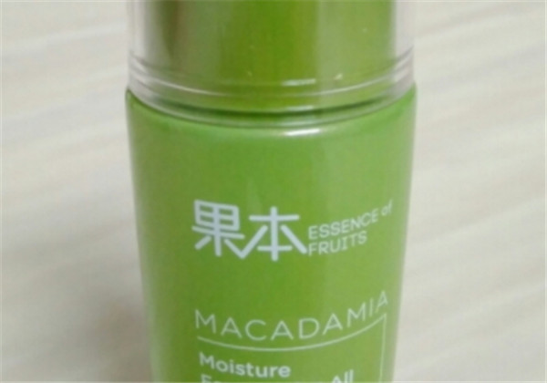 诗婷露雅保湿补水精华液适合什么年龄