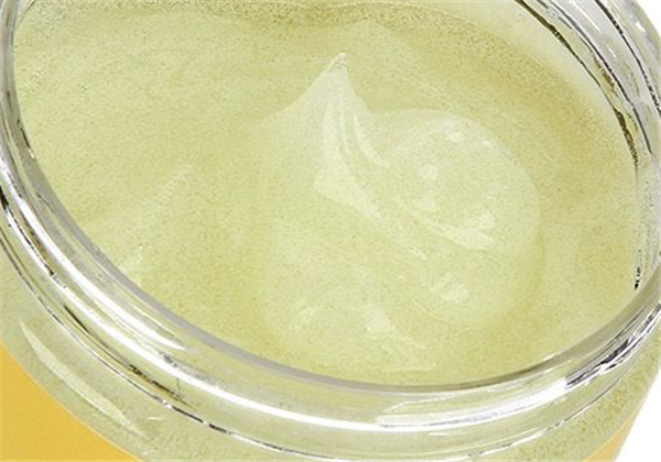 磨砂膏可以去角质吗，​磨砂膏可以代替搓澡巾吗