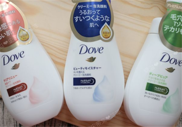 多芬洗面奶是氨基酸的吗，为什么挤出来是泡沫