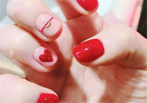 美甲底胶的作用，加固胶有什么作用