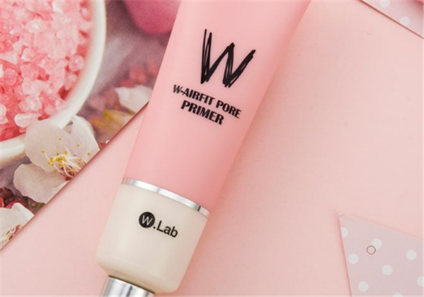 化妆的水乳可以不是一个牌子的吗，配套和不配套的好处